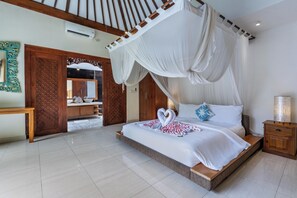 Family Villa, 3 Bedrooms, Non Smoking | Cots/infant beds, rollaway beds, bed sheets
