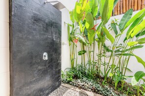 Family Villa, 3 Bedrooms, Non Smoking | Bathroom