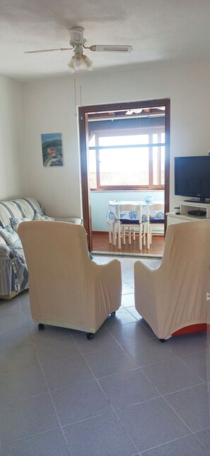 TV - Three-room apartment in Budoni vistamare only 1500 mt from beaches 10% discount new profile (Budoni)