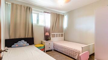 Apartment, 2 Bedrooms, Smoking, Balcony | 2 bedrooms