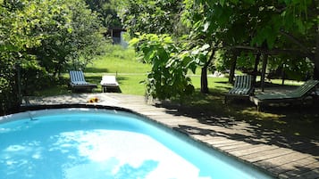 Seasonal outdoor pool, sun loungers