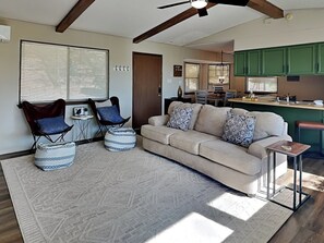 スマートテレビ、暖炉