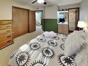 3 bedrooms, internet, bed sheets