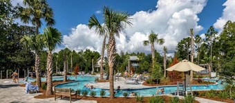 WaterColor Cottage Retreat | Sleeps 10