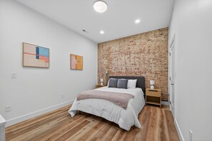 Apartment, 2 Bedrooms | 2 bedrooms, laptop workspace, free WiFi - Stylish Downtown Unit With Historic Charm 2 Bedroom Apts (Bloomington)