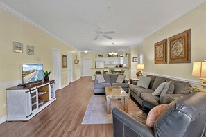 Leilighet, 3 soverom | Oppholdsområde