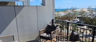 5 minutes walk to the beach! Alkimos Coastal 3 Bedroom Townhouse