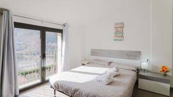 3 dormitoris, Internet i roba de llit