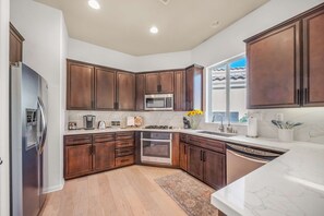 Apartment | 2 bedrooms, Internet