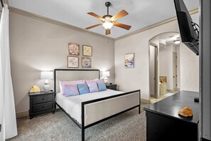 3 chambres, fer et planche à repasser, lit de bébé portatif, Wi-Fi