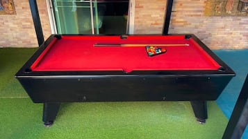 Villa, 4 habitaciones, con acceso para personas discapacitadas, para fumadores | Sala de juegos