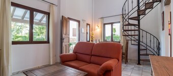 Family-friendly Stay With Pool Access