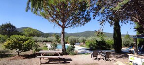 Outdoor dining - Cottage 'Romarin' with Mountain View, Wi-Fi and Air Conditioning (Entrechaux)