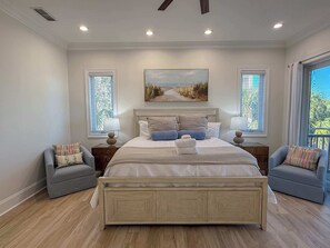 5 habitaciones, tabla de planchar con plancha, wifi y ropa de cama 