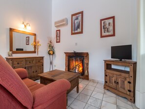 House | Living room