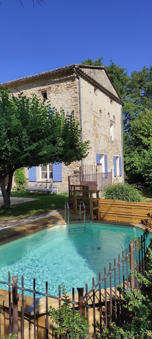 Pool - Villa 'Le Mas' with Mountain View, Private Pool and Wi-Fi (Entrechaux)