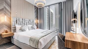 Deluxe-huoneisto, 1 makuuhuone, keittiö, näkymä aavikolle | Työpöytä, kannettavalle tietokoneelle sopiva työtila