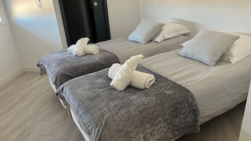 2 chambres, draps fournis