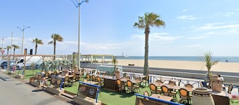 Holiday Home 'Face À La Mer 3' with Sea View, Private Terrace and Air Conditioning