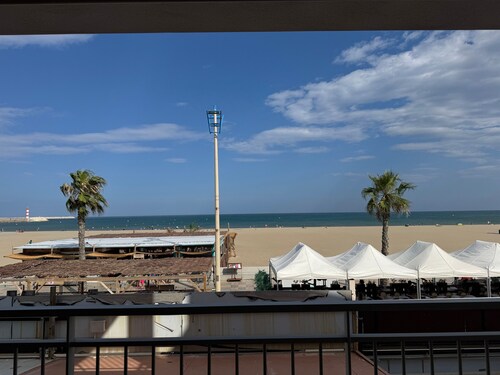 Maison de Vacances 'Face À La Mer 2' avec Terrasse Privée et Climatisation