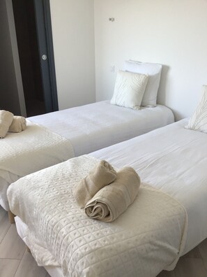 1 quarto, roupa de cama