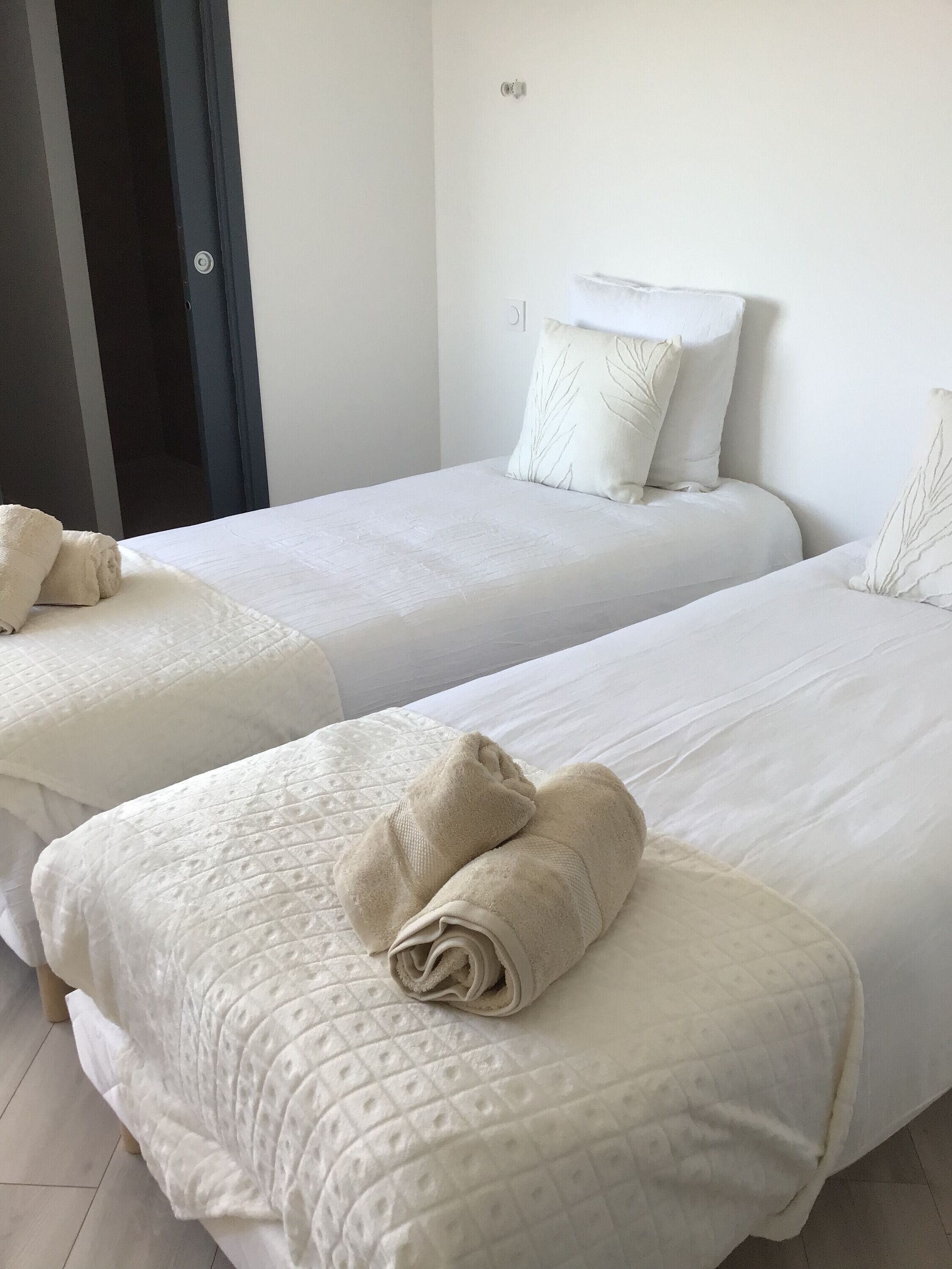 2 chambres, draps fournis