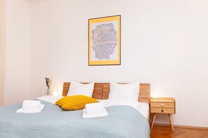 2 bedrooms, iron/ironing board, free WiFi, bed sheets