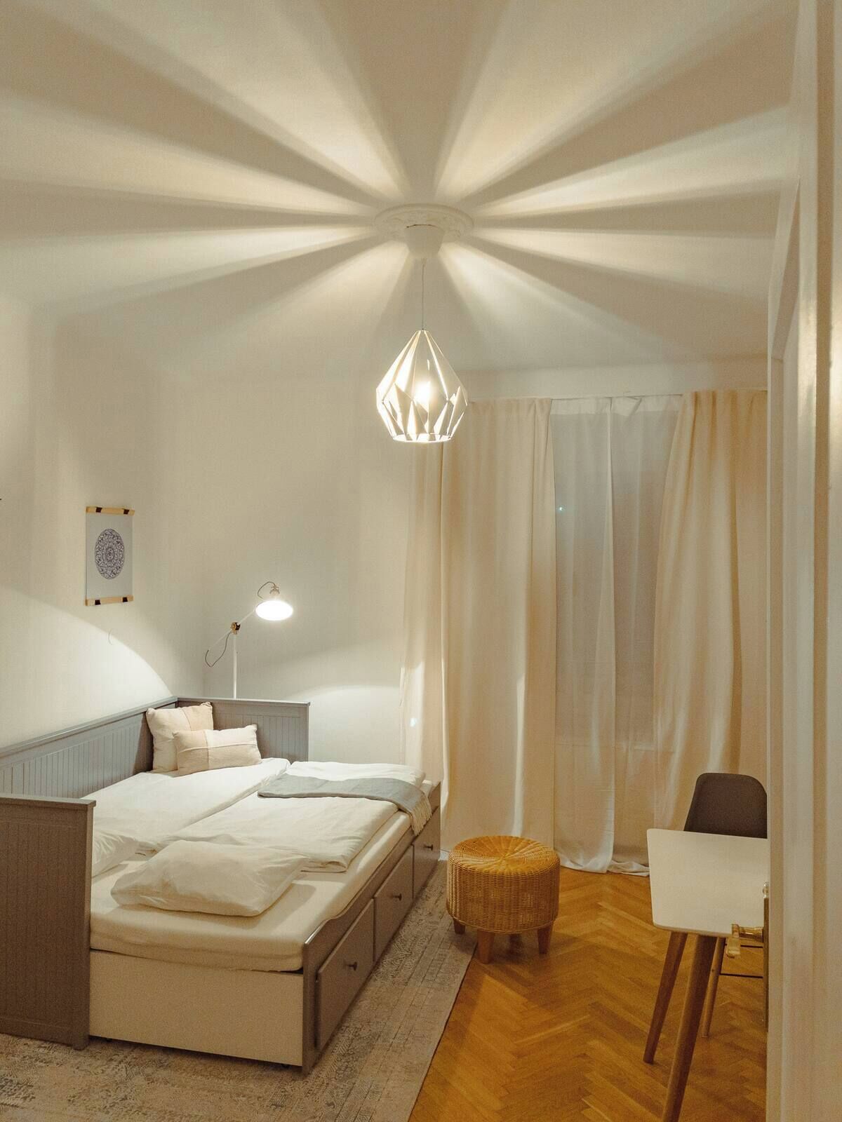 2 bedrooms, iron/ironing board, free WiFi, bed sheets