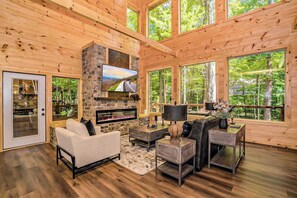 TV, fireplace, offices