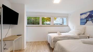 3 bedrooms, WiFi, bed sheets