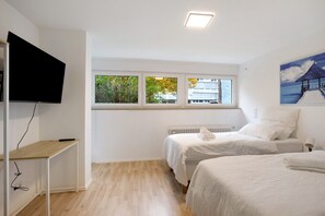 3 bedrooms, WiFi, bed sheets - Apartment 'Geschäftsreisetraum' with Private Terrace and Wi-Fi (Heidenheim an der Brenz)