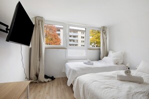 3 bedrooms, WiFi, bed sheets