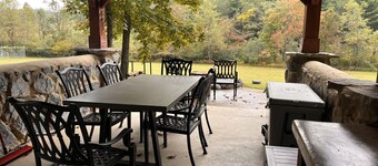 New!  Stone Haven Cottage by Buffalo Mountain Getaway