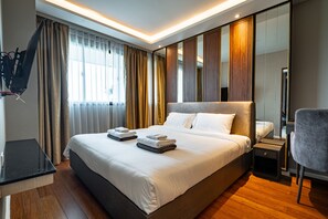 2 makuuhuonetta, silitysrauta/-lauta, Wi-Fi, vuodevaatteet