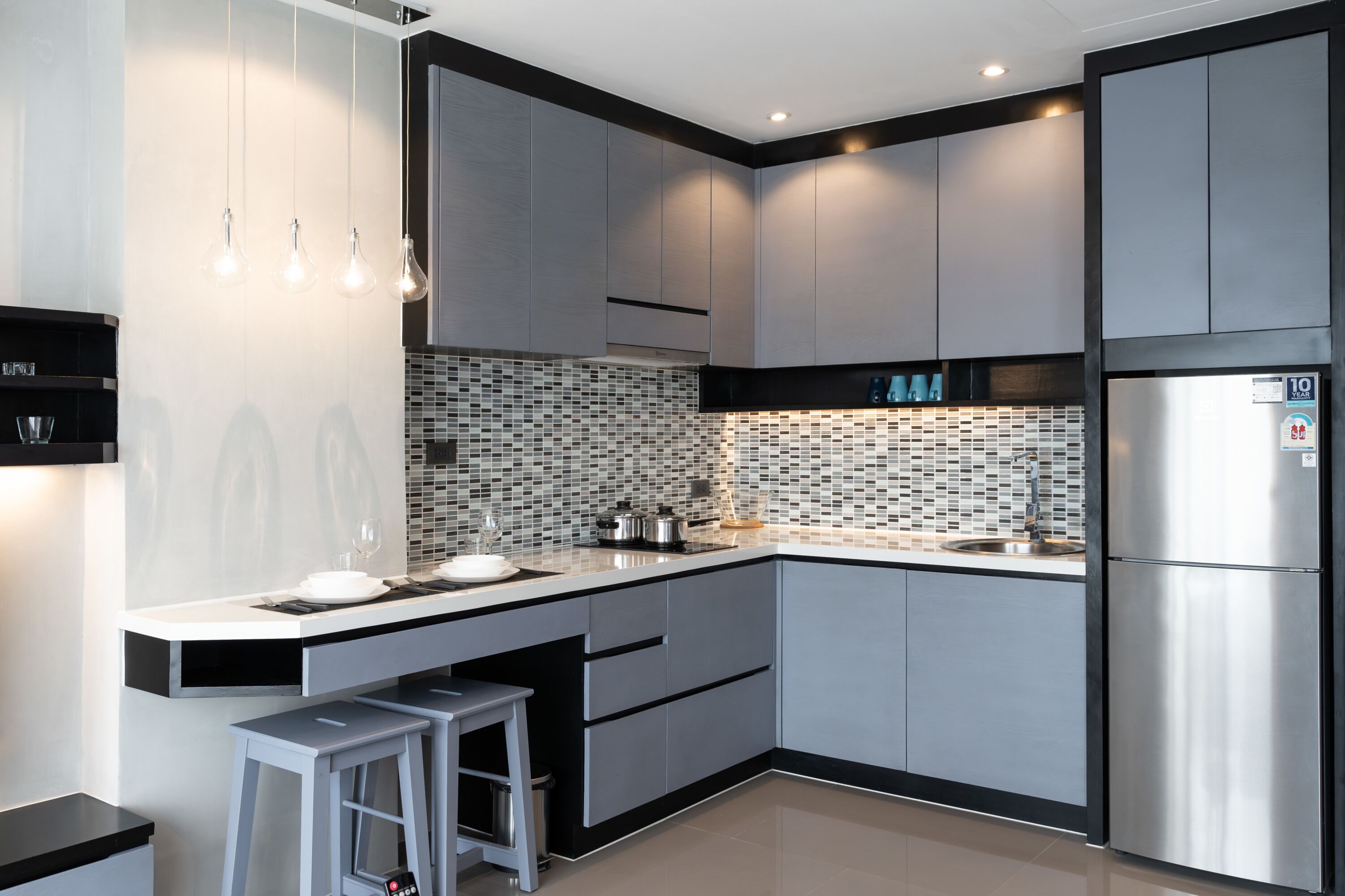 Fridge, microwave, stovetop, toaster