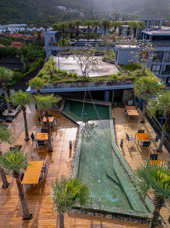 Pool - Luxury 1BR Apartment Kamala Beach Resort B414 (Tambon Kammala)