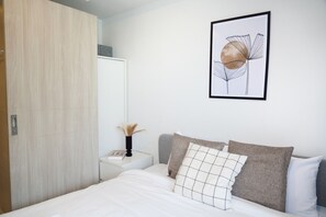 1 chambre, fer et planche à repasser, Wi-Fi, literie fournie