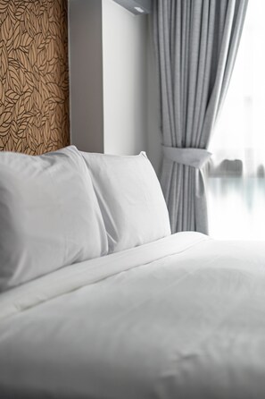 3 bedrooms, iron/ironing board, WiFi, bed sheets - Suite Altair 2BR|Pool & RooftopBar|Citygate Kamala (Rawai)