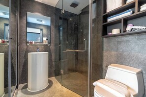 Free toiletries - Suite Tide 1BR|Gym & Rooftop Bar | Citygate Kamala (Tambon Kammala)