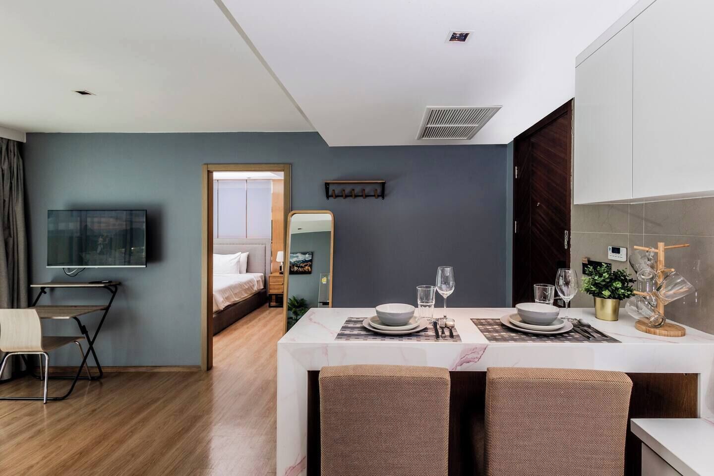 1 bedroom, desk, iron/ironing board, free WiFi