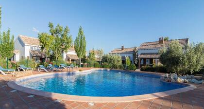 2-bedroom Ibipozo Home With Pool