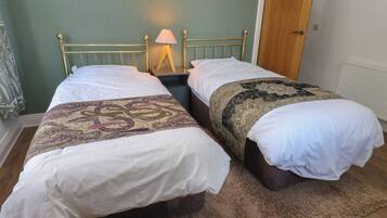 3 bedrooms, individually decorated, individually furnished, free WiFi