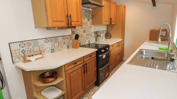 Dụng cụ nấu nướng/bát dĩa/dao nĩa