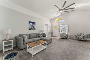 House, Multiple Beds, Pool Access, Pool View (The Sunny Spot) | Living area