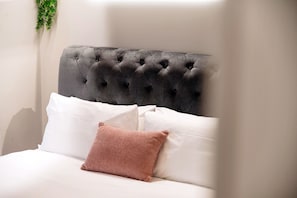 Deluxe Studio | Iron/ironing board, free WiFi