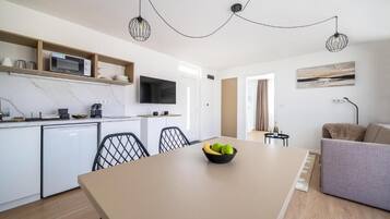 Basic Apartment | Free WiFi, bed sheets