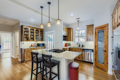 Historic-Style Modern Home | Walk to Square+SWU