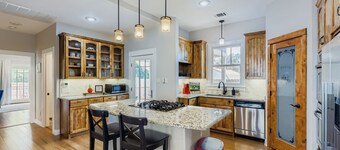 Historic-Style Modern Home | Walk to Square+SWU