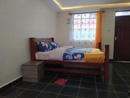 华丽单人房 | 特色装修、特色家居、免费 WiFi、床单