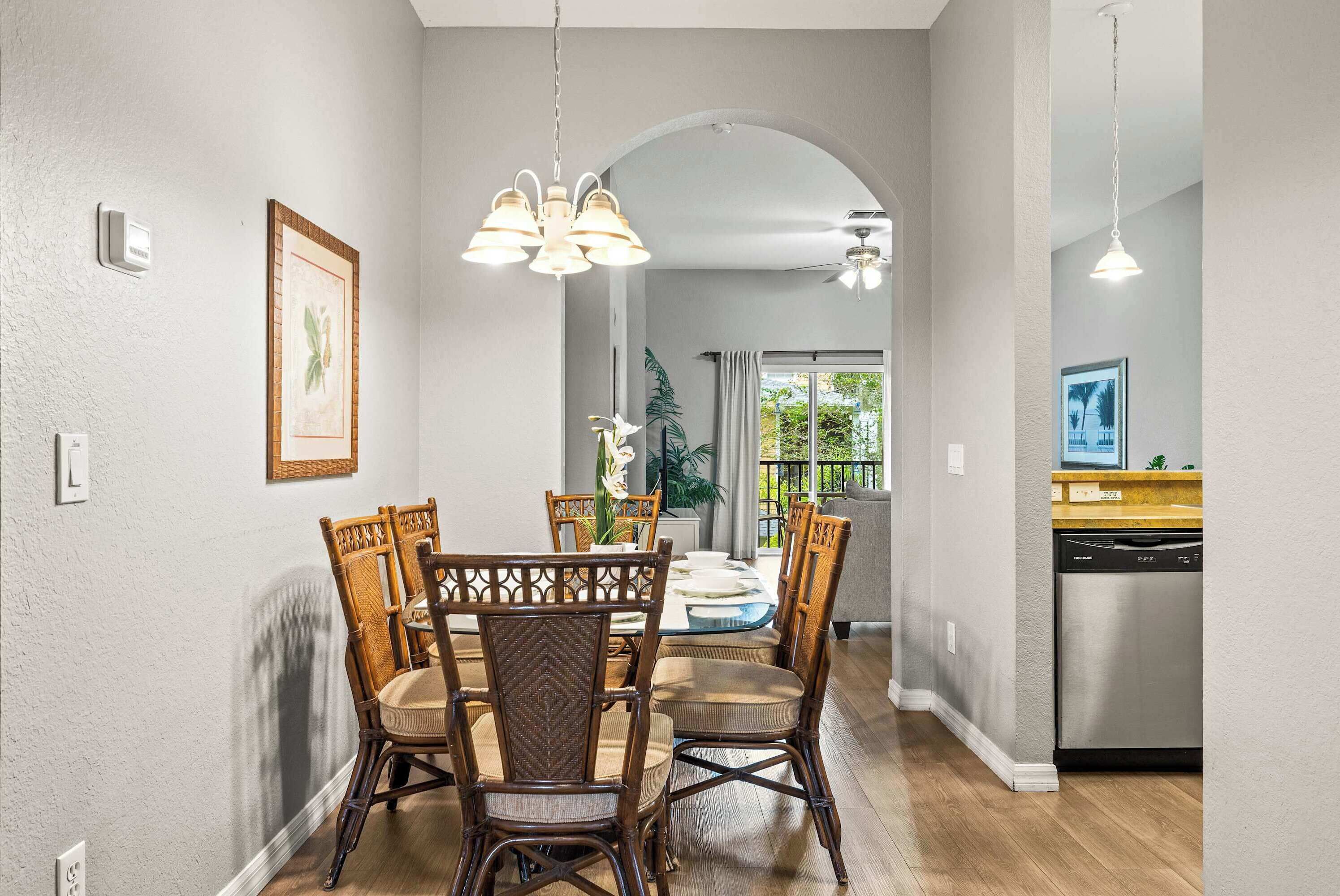 Condo, Multiple Beds, Balcony, Garden View (Palm Breeze) | Dining